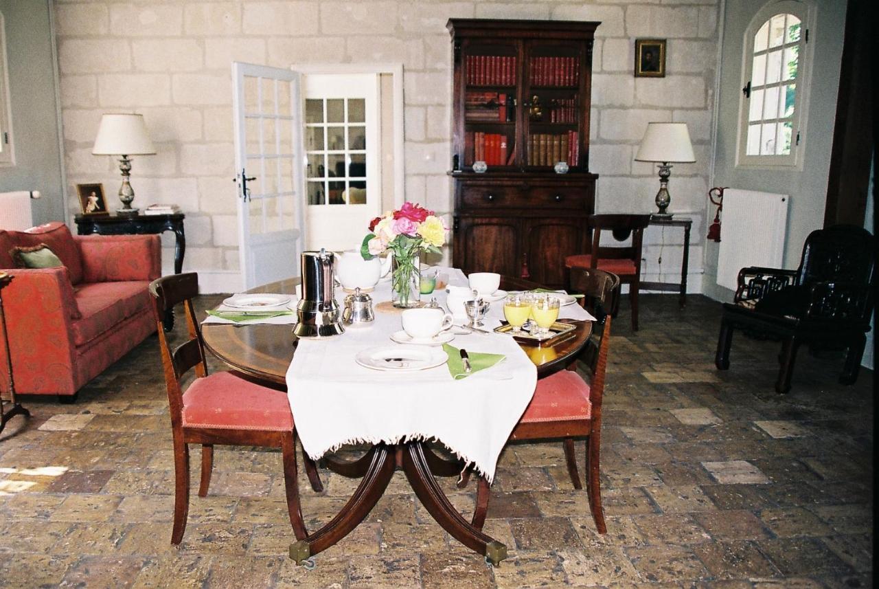 Le Pavillon De Vallet Bed & Breakfast Athée-sur-Cher Екстериор снимка