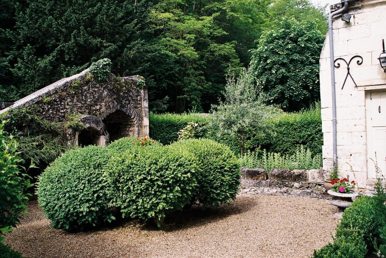 Le Pavillon De Vallet Bed & Breakfast Athée-sur-Cher Екстериор снимка